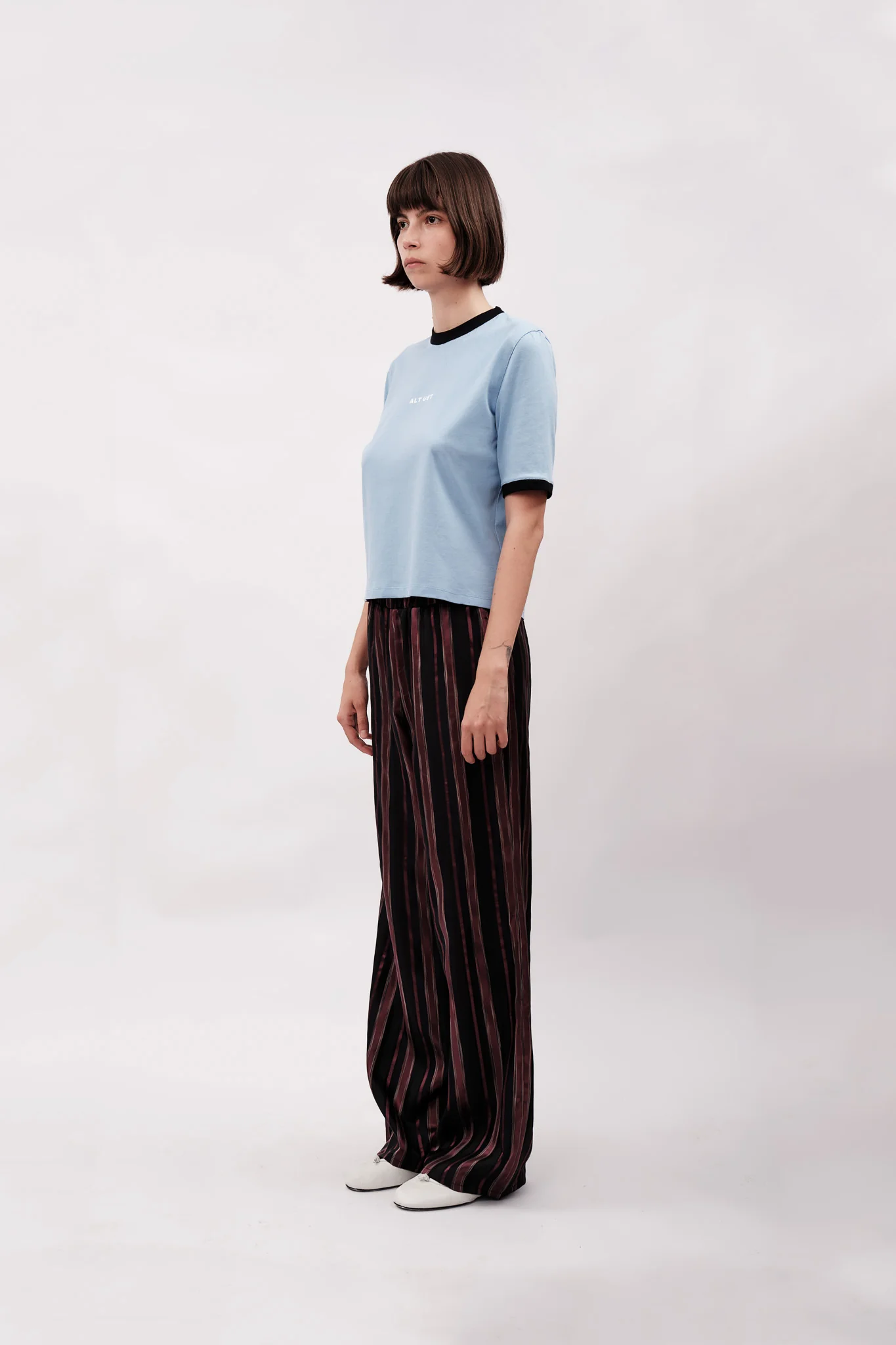 CONTRAST RIBBED T-SHIRT - BABY BLUE & NAVY - Image 3