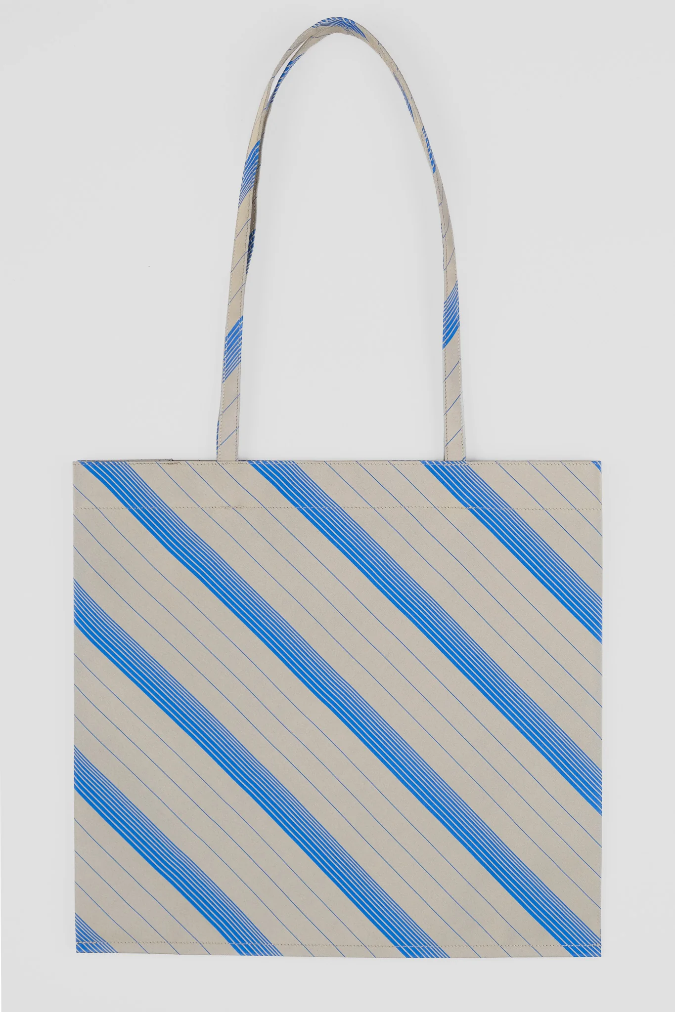 FOLDER TOTE - CHROME - Image 3