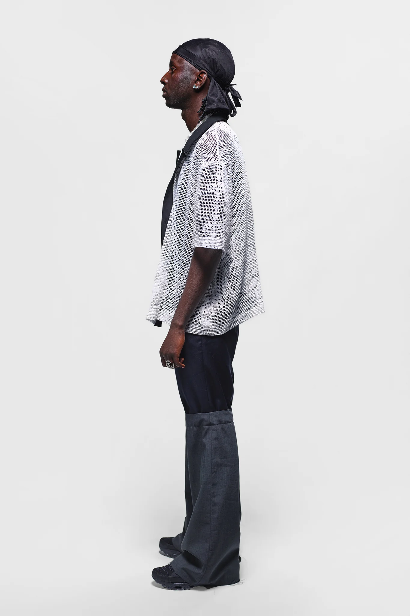 BLOCK FLARE TROUSERS - GREY BLACK - Image 3