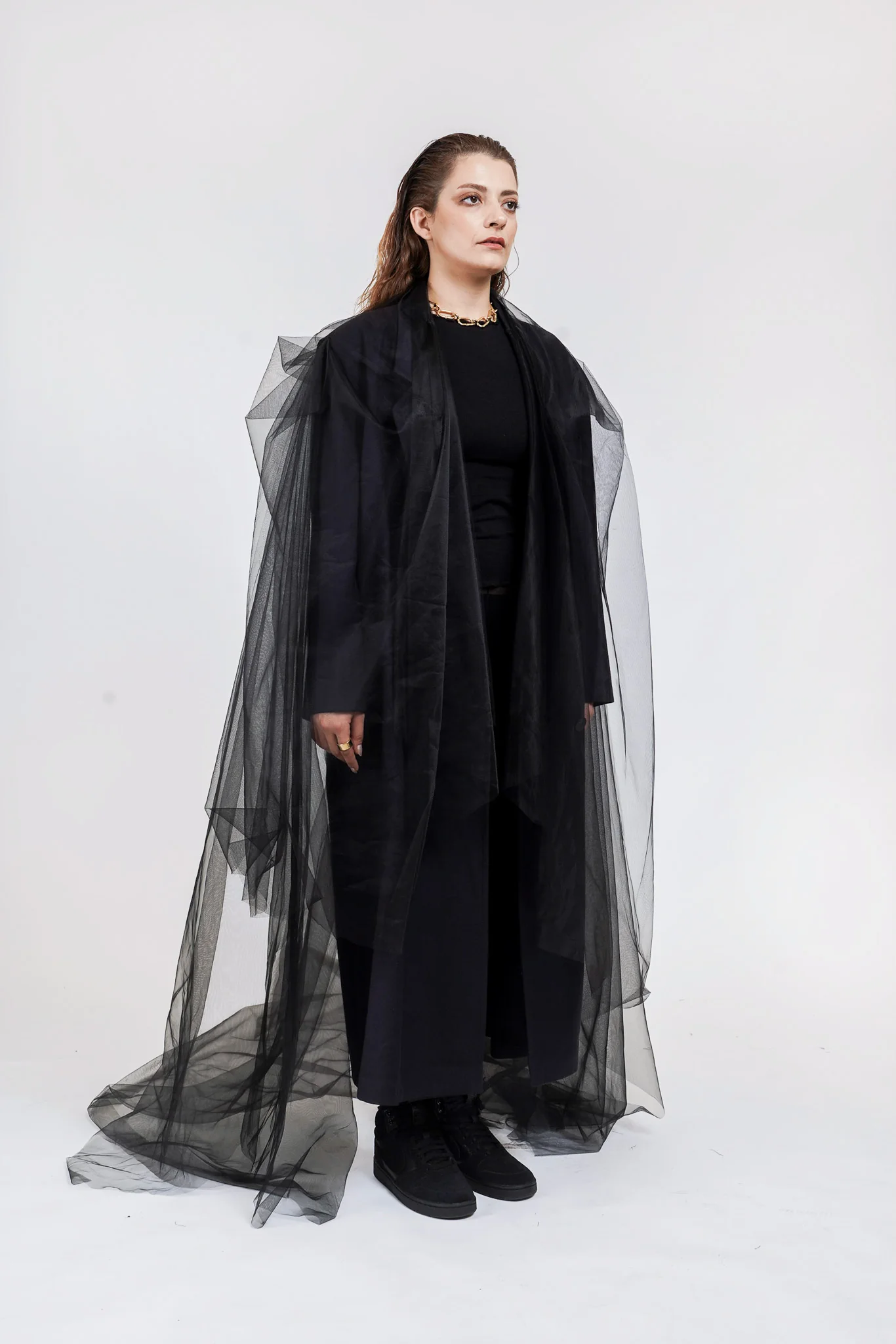 NAVY COAT WITH BLACK TUILLE - Image 3