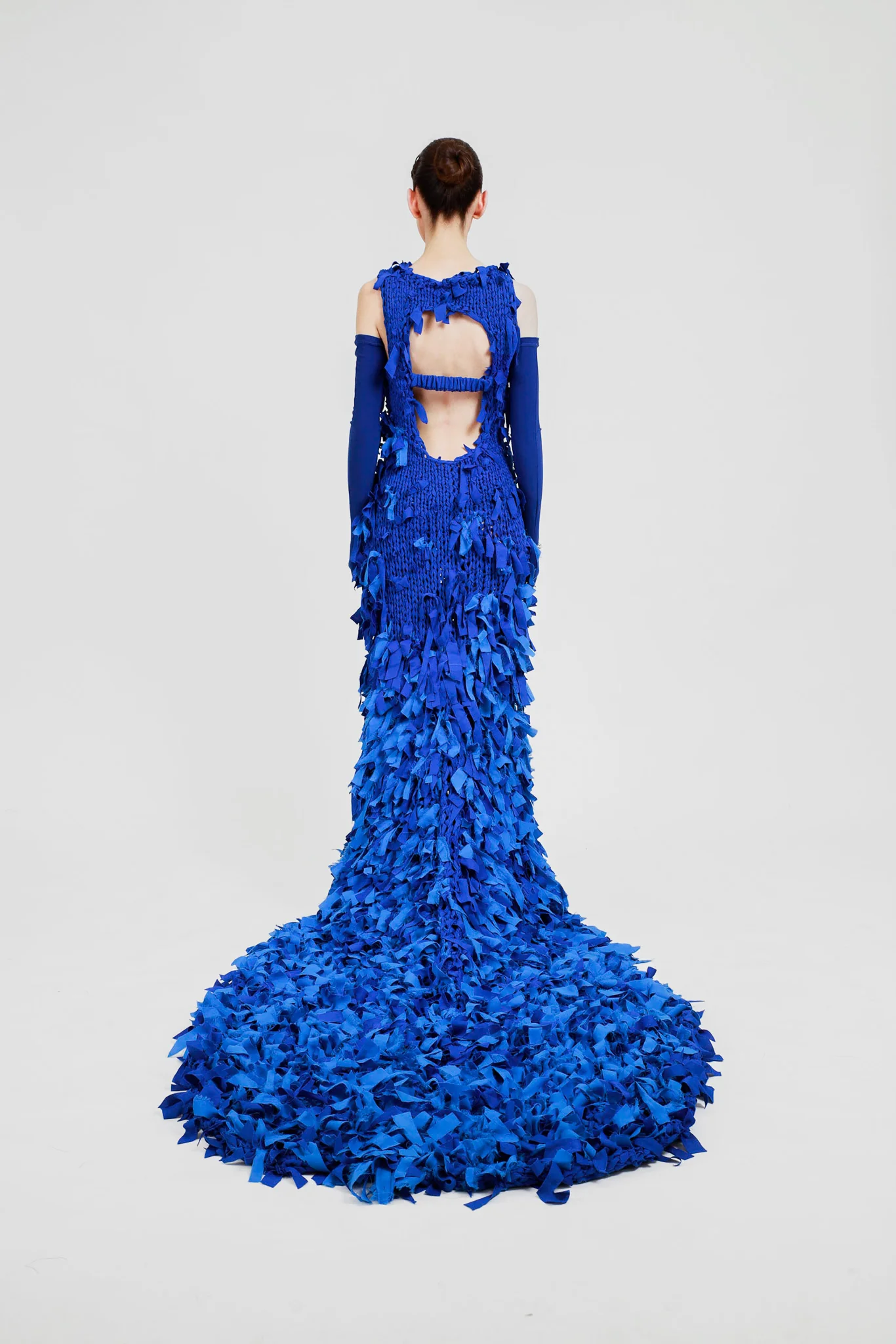 SCRAP GOWN - Image 4