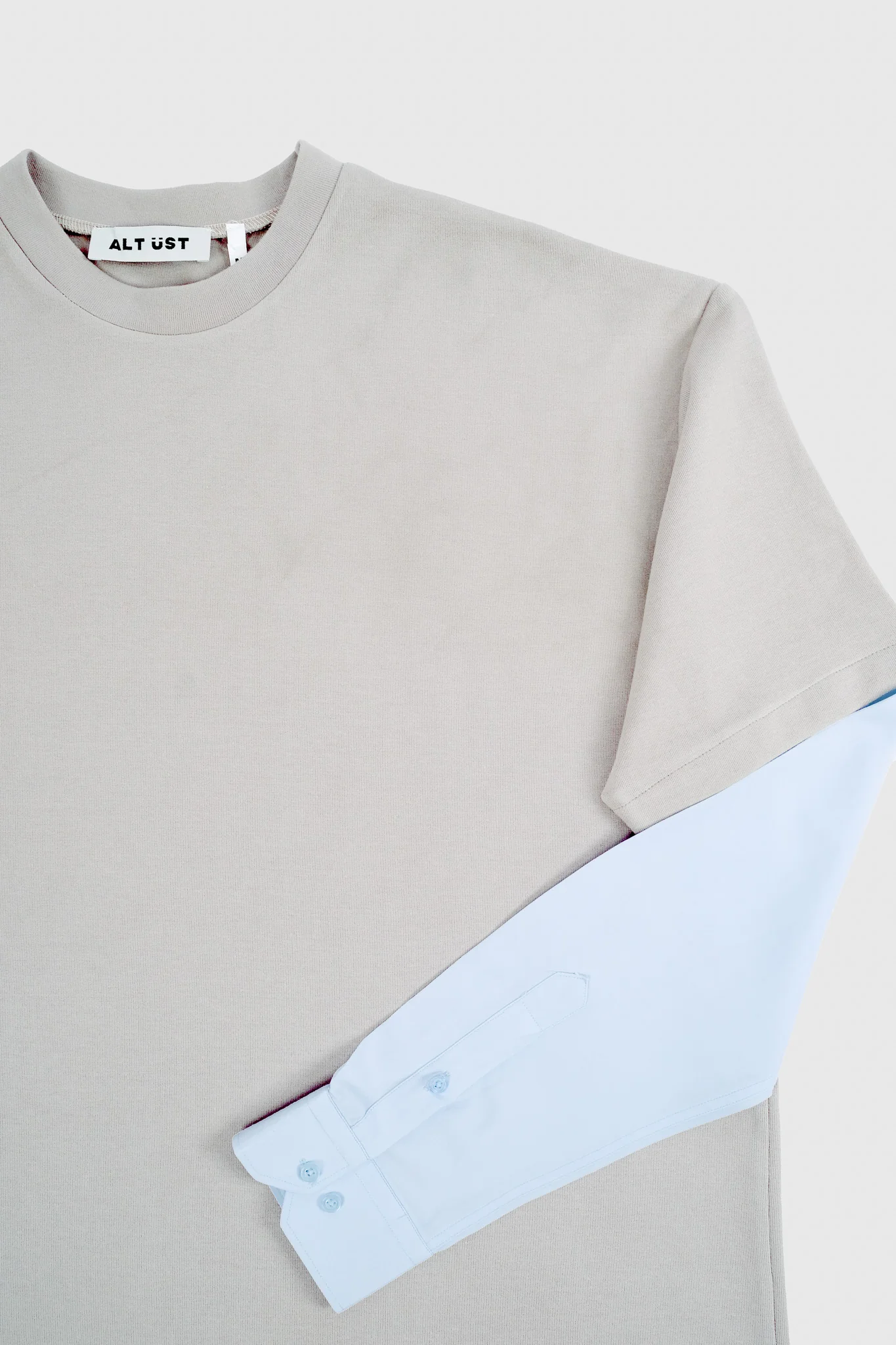 SHIRT SLEEVED T-SHIRT – ONE OF ONE IN STONE-BLUE – M - Image 4