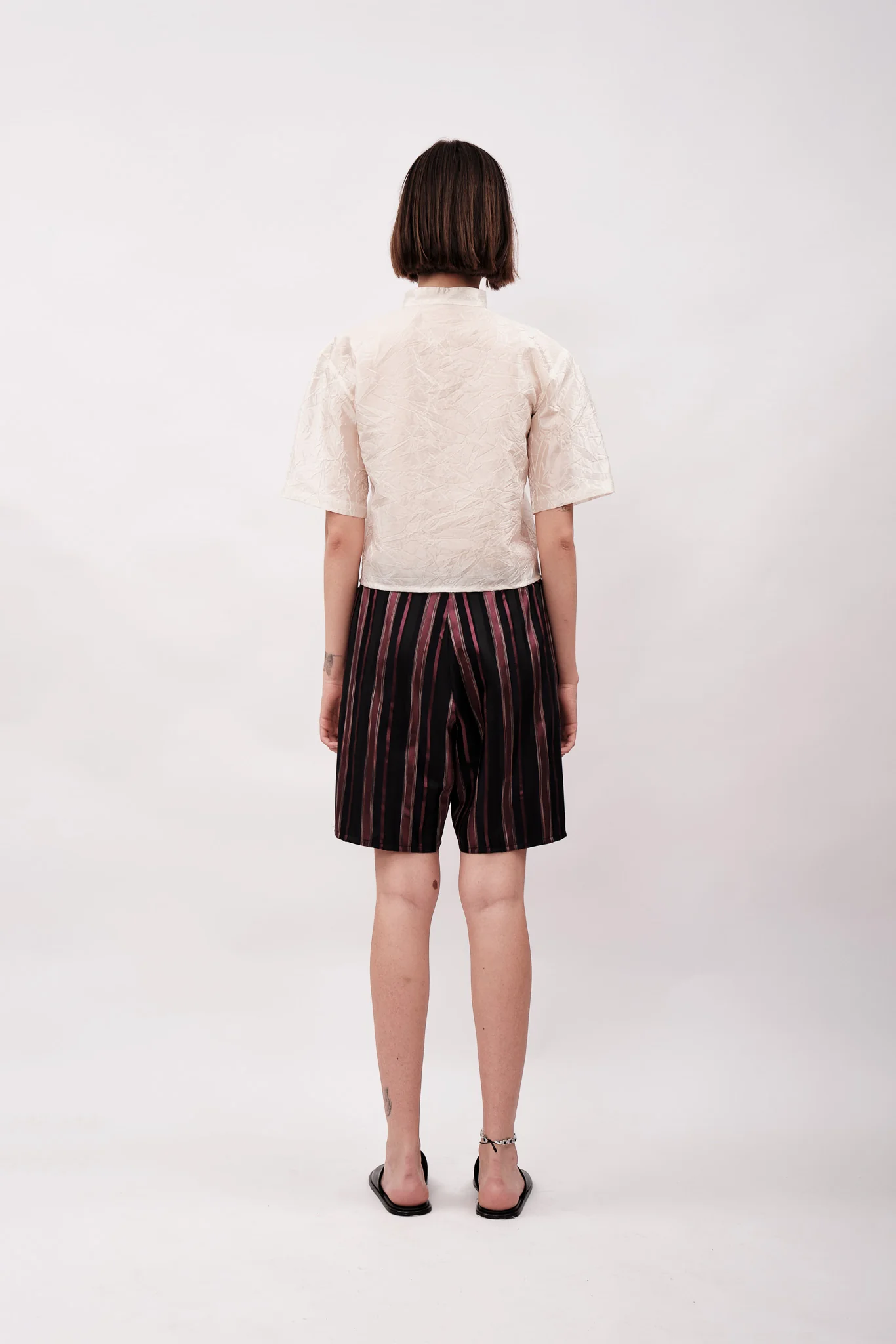 WRINKLED CROP SHIRT - CREAM - Image 3